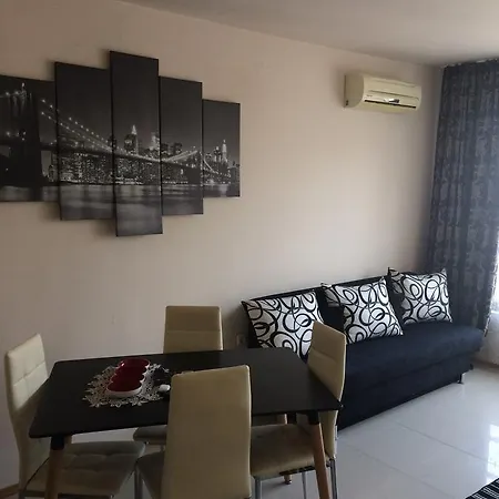 Magnolia Garden Apartment Sunny Beach